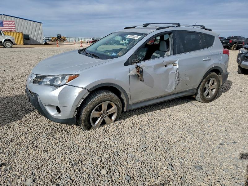 TOYOTA RAV4 XLE 2015 with VIN 2T3WFREV0FW213150 - Photo from auction