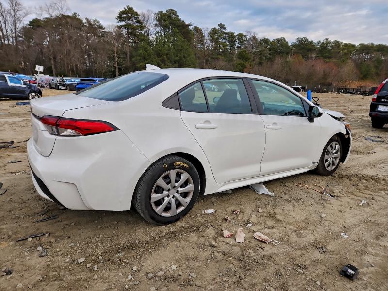 Photo 3 from auction – 2020 TOYOTA COROLLA LE with VIN 5YFEPRAE0LP079177