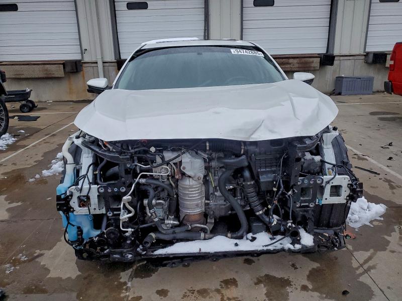 Photo 5 from auction – 2018 HONDA CIVIC EX with VIN 19XFC1E39JE003675