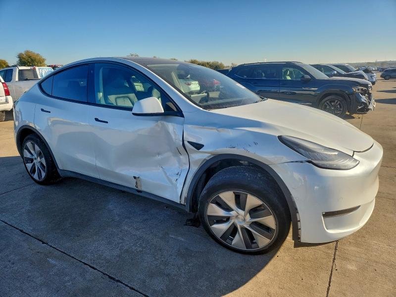 Photo 4 from auction – 2020 TESLA MODEL Y with VIN 5YJYGDEE5LF044091