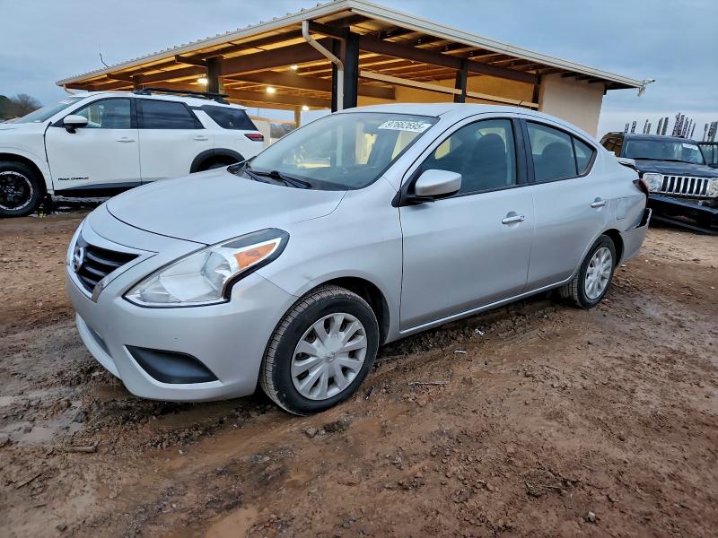 NISSAN VERSA S 2018 with VIN 3N1CN7AP3JL871307 - Photo from auction