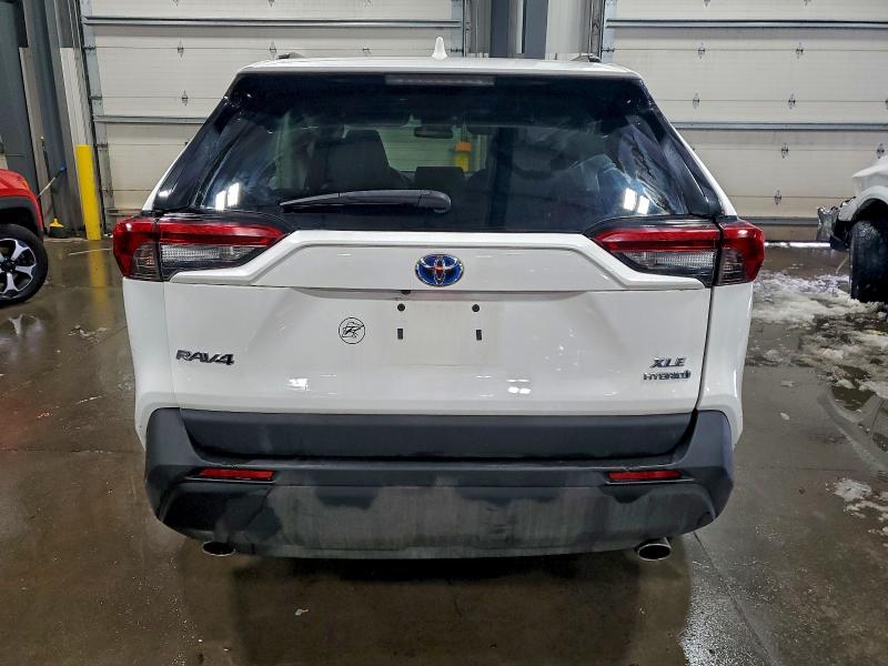 Photo 6 from auction – 2021 TOYOTA RAV4 XLE with VIN 4T3RWRFV3MU034285