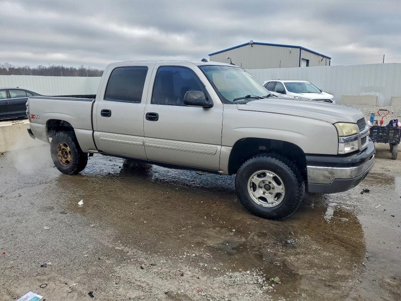 Photo 4 from auction – 2004 CHEVROLET SILVERADO with VIN 2GCEK13T341362667