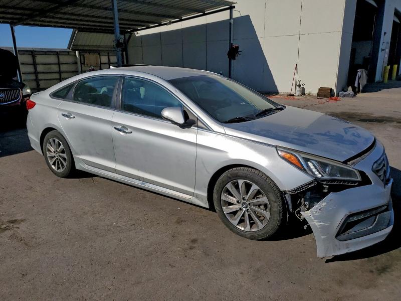 Photo 4 from auction – 2016 HYUNDAI SONATA with VIN 5NPE34AF5GH422432