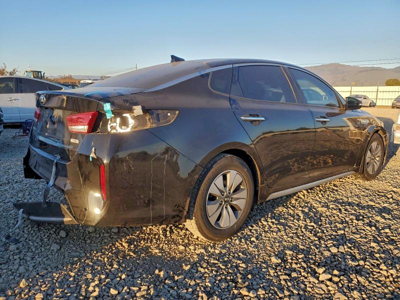 Photo 3 from auction – 2017 KIA OPTIMA HYB with VIN KNAGT4LE2H5011243