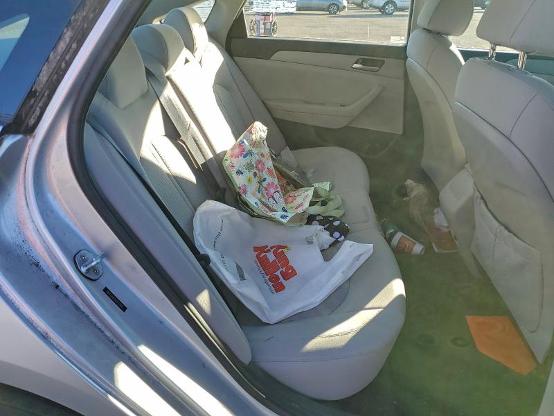 Photo 10 from auction – 2019 HYUNDAI SONATA SE with VIN 5NPE24AF2KH747955