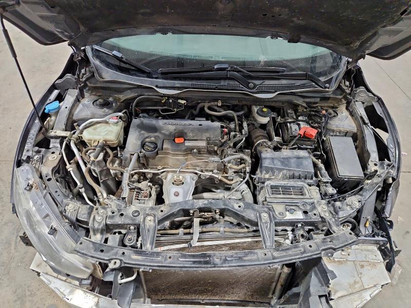 Photo 11 from auction – 2018 HONDA CIVIC LX with VIN 2HGFC2F58JH504343