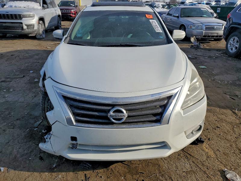Photo 5 from auction – 2014 NISSAN ALTIMA with VIN 1N4AL3AP7EC178315