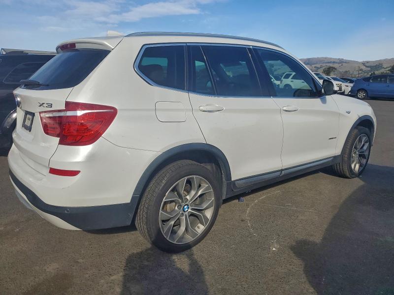 Photo 3 from auction – 2017 BMW X3 XDRIVE2 with VIN 5UXWX9C59H0T09784