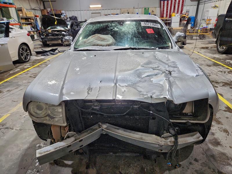 Photo 5 from auction – 2005 CHRYSLER 300C with VIN 2C3AA63H85H163721