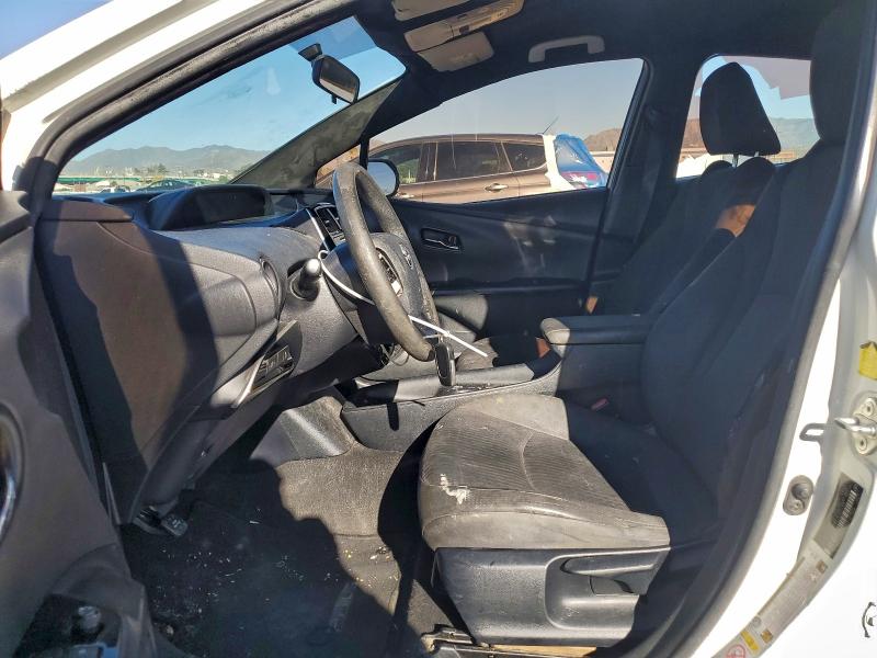 Photo 7 from auction – 2016 TOYOTA PRIUS with VIN JTDKBRFUXG3015440