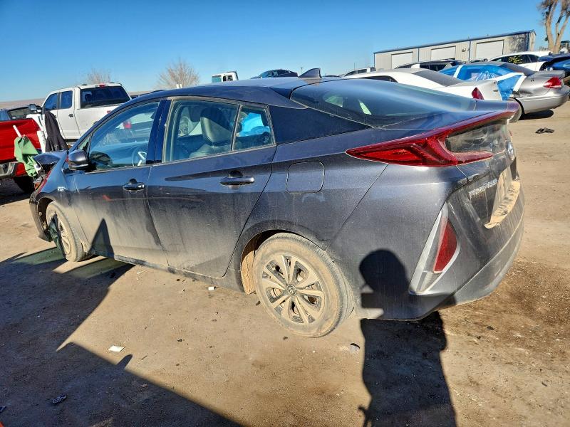 Photo 2 from auction – 2017 TOYOTA PRIUS PRIM with VIN JTDKARFPXH3046010