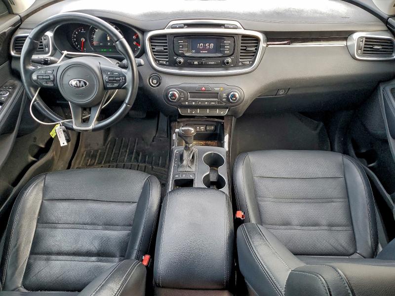 Photo 8 from auction – 2016 KIA SORENTO EX with VIN 5XYPHDA53GG105077