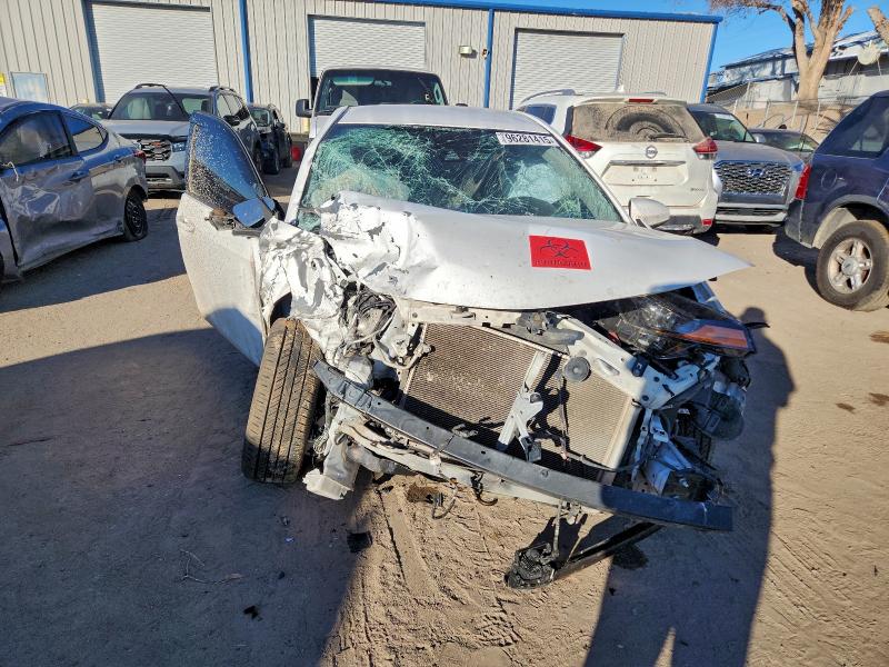 Photo 5 from auction – 2017 TOYOTA COROLLA with VIN 2T1BURHE8HC861882