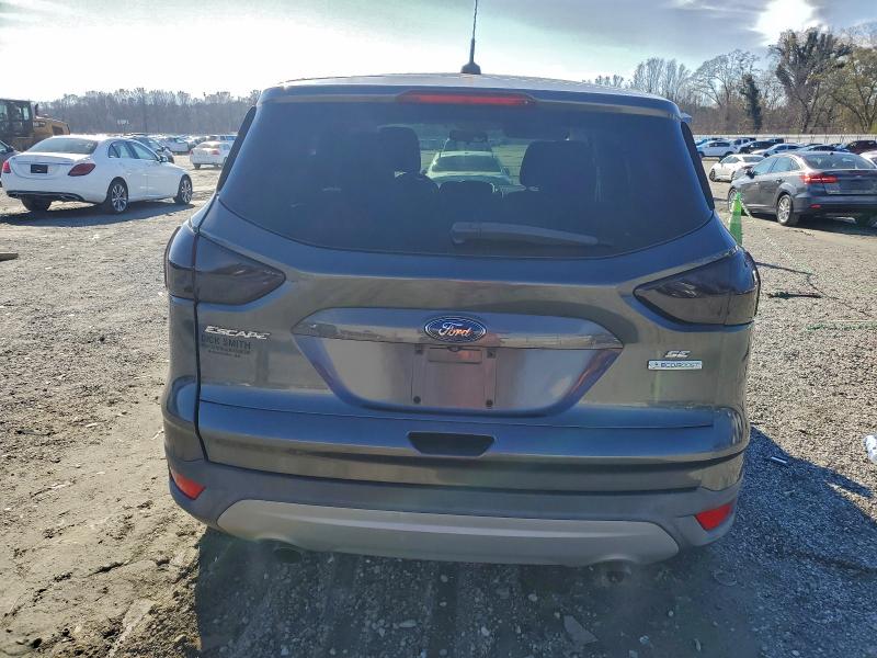 Photo 6 from auction – 2015 FORD ESCAPE SE with VIN 1FMCU0G9XFUB64651