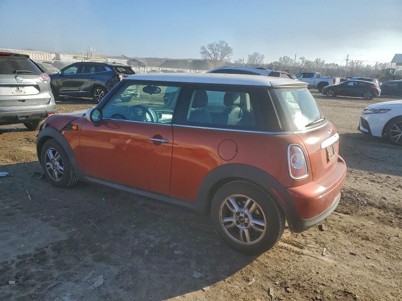 Photo 2 from auction – 2013 MINI COOPER with VIN WMWSU3C59DT370175