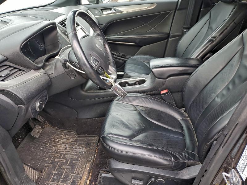 Photo 7 from auction – 2017 LINCOLN MKC SELECT with VIN 5LMTJ2DH4HUL33143