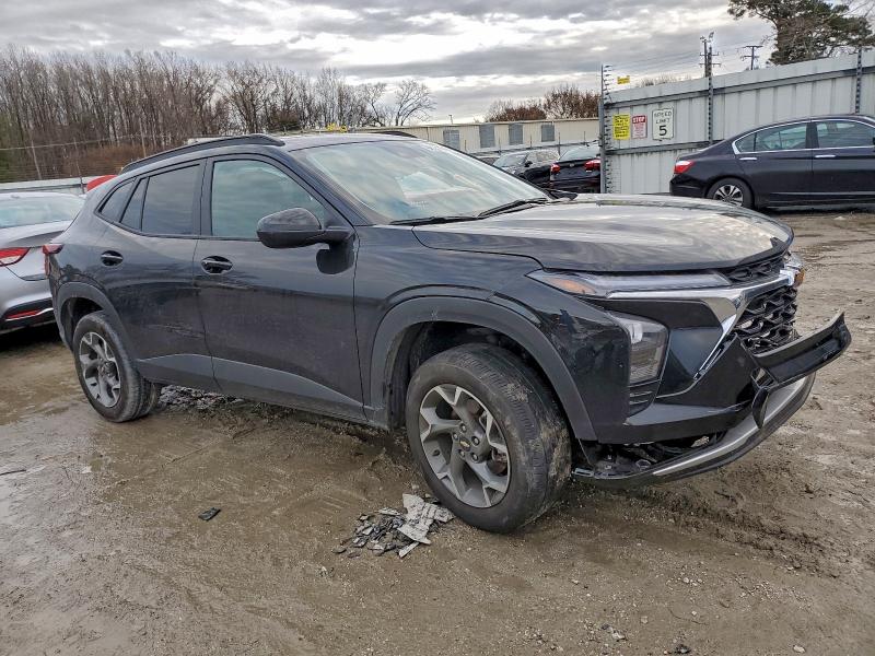 Photo 4 from auction – 2025 CHEVROLET TRAX 1LT with VIN KL77LHEP5SC166765