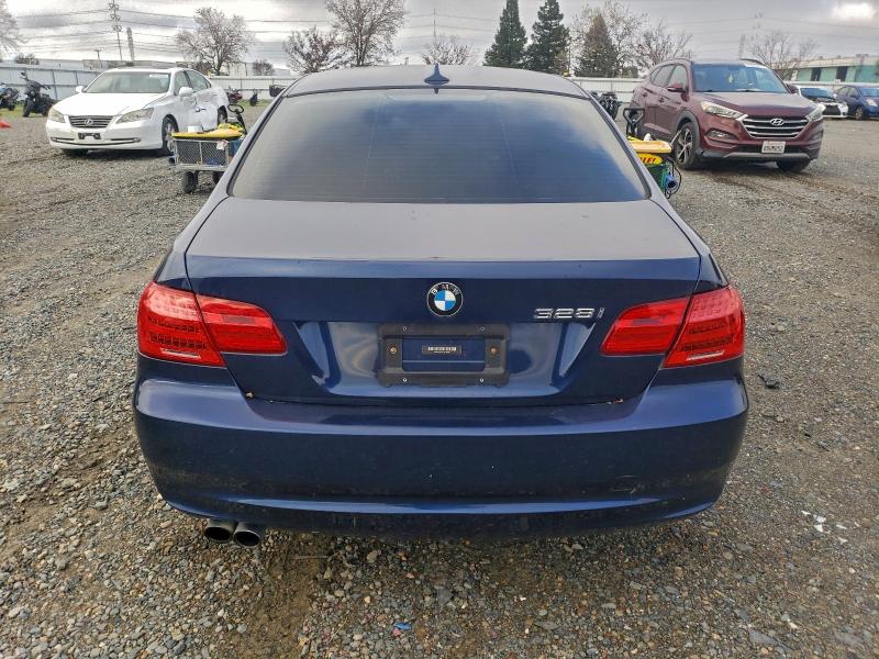 Photo 6 from auction – 2013 BMW 328 I SULE with VIN WBAKE5C57DJ106814