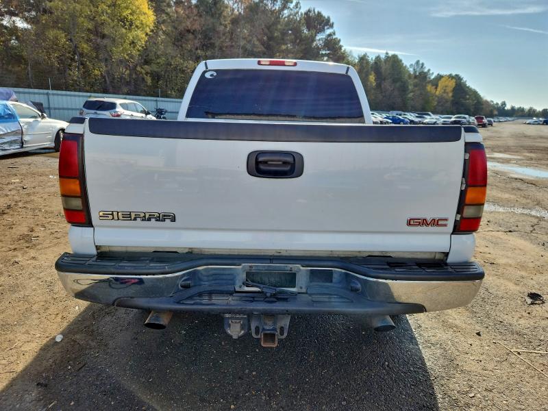 Photo 6 from auction – 2005 GMC NEW SIERRA with VIN 2GTEC13T451399094