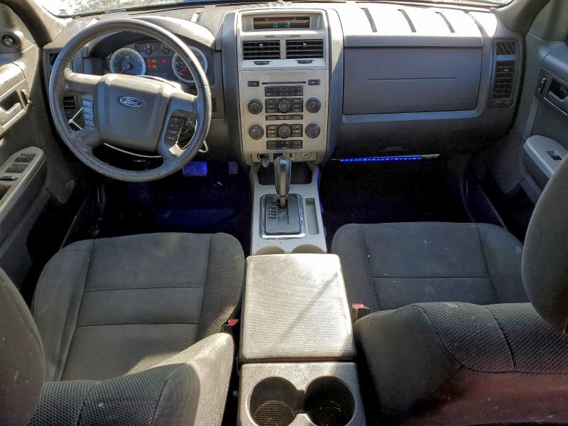 Photo 8 from auction – 2009 FORD ESCAPE with VIN 1FMCU93G39KA36289