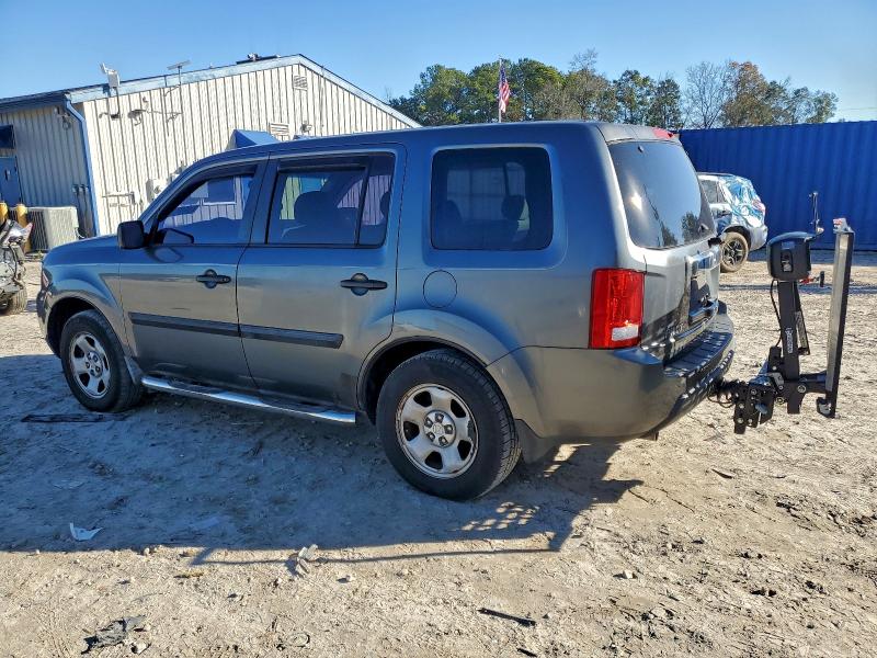 Photo 2 from auction – 2011 HONDA PILOT LX with VIN 5FNYF3H23BB007649