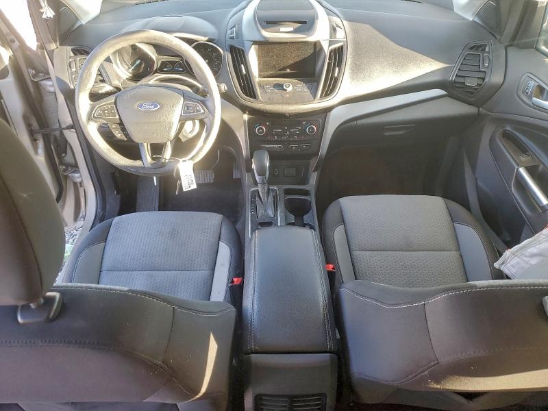 صورة رقم 8 من المزاد - 2018 FORD ESCAPE مع VIN 1FMCU9GD0JUA06255