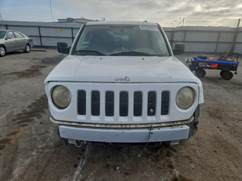Photo 5 from auction – 2012 JEEP PATRIOT SP with VIN 1C4NJPBB8CD556970