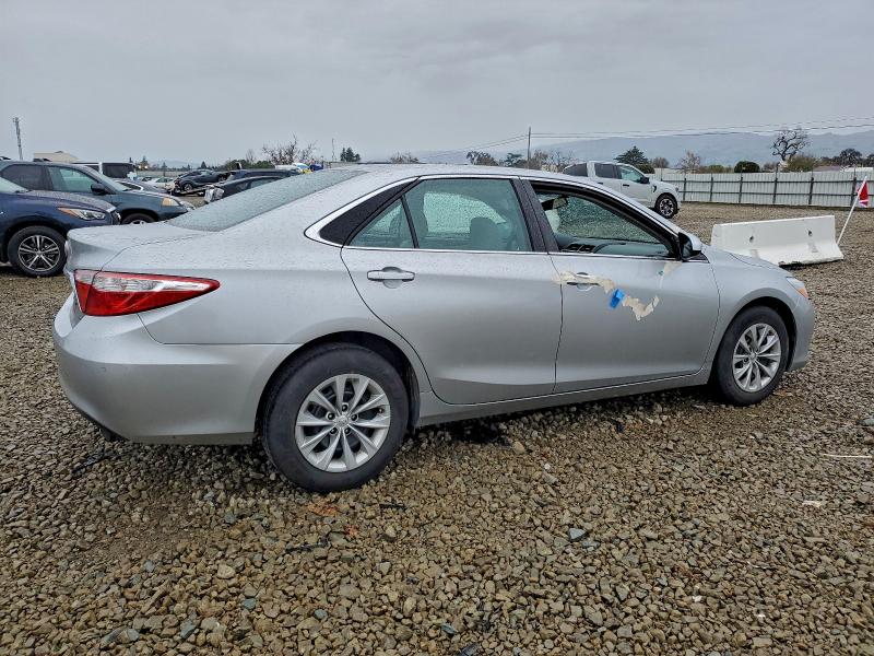 Photo 3 from auction – 2017 TOYOTA CAMRY LE with VIN 4T1BF1FK0HU381063