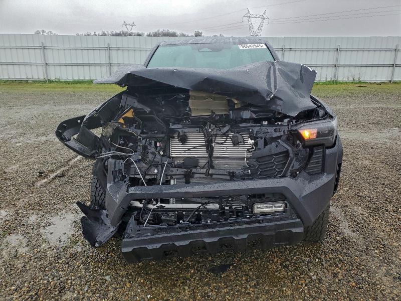 Photo 5 from auction – 2025 TOYOTA TACOMA DOU with VIN 3TMLB5JN0SM203744