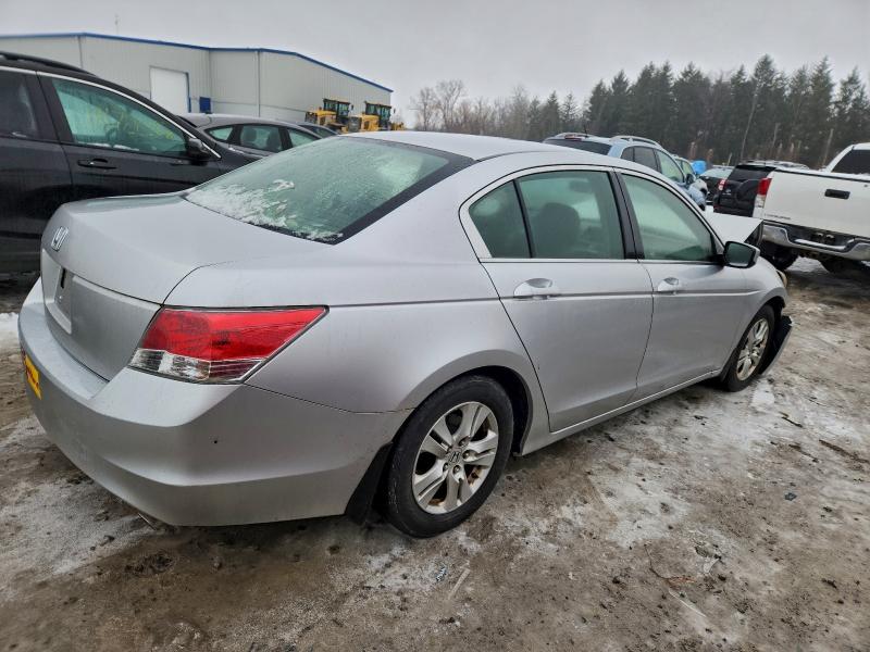 Photo 3 from auction – 2008 HONDA ACCORD LXP with VIN JHMCP26468C070836