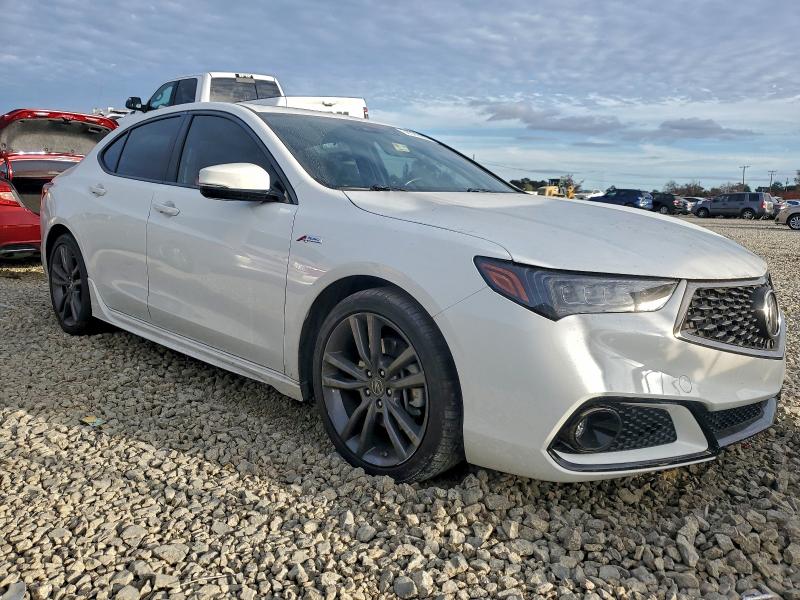 Photo 4 from auction – 2018 ACURA TLX TECH+A with VIN 19UUB3F66JA001725