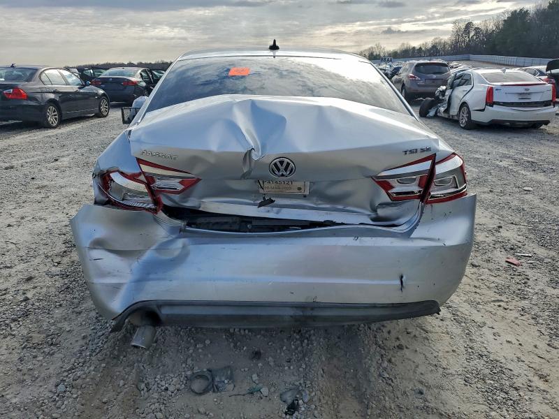 Photo 6 from auction – 2014 VOLKSWAGEN PASSAT SE with VIN 1VWBS7A30EC120159