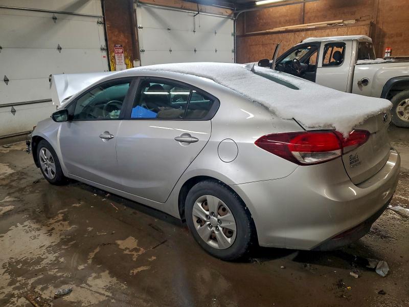 Photo 2 from auction – 2018 KIA FORTE LX with VIN 3KPFK4A71JE270774