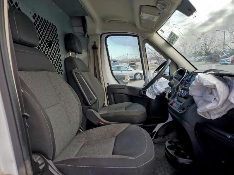 Photo 11 from auction – 2017 RAM PROMASTER with VIN 3C6TRVBGXHE538290