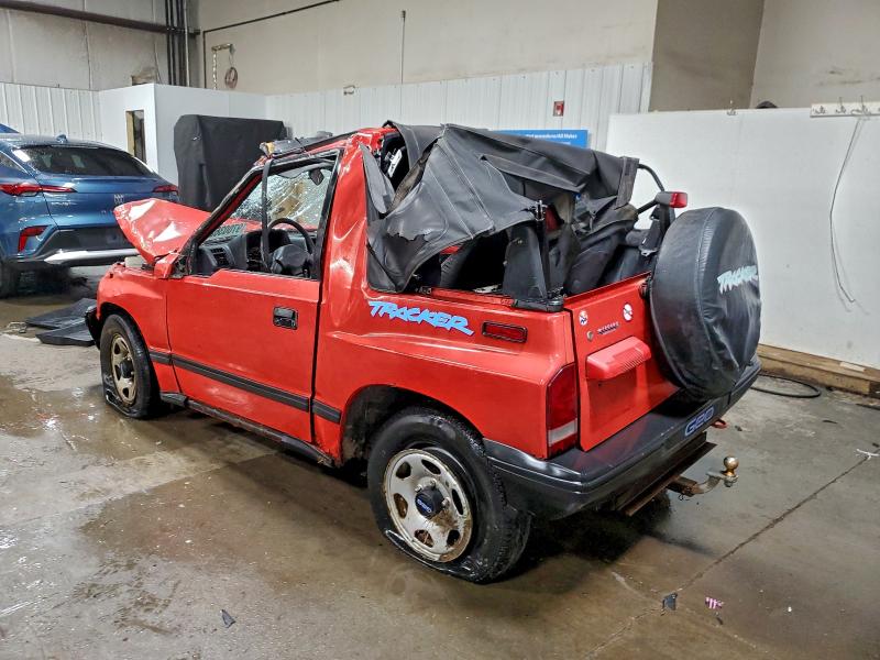 Photo 2 from auction – 1995 GEO TRACKER with VIN 2CNBE18U1S6925545