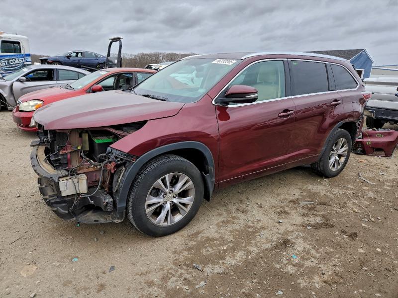 TOYOTA HIGHLANDER 2015 with VIN 5TDJKRFH9FS076127 - Photo from auction