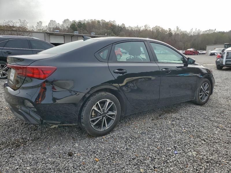 Photo 3 from auction – 2023 KIA FORTE with VIN 3KPF24AD1PE654083