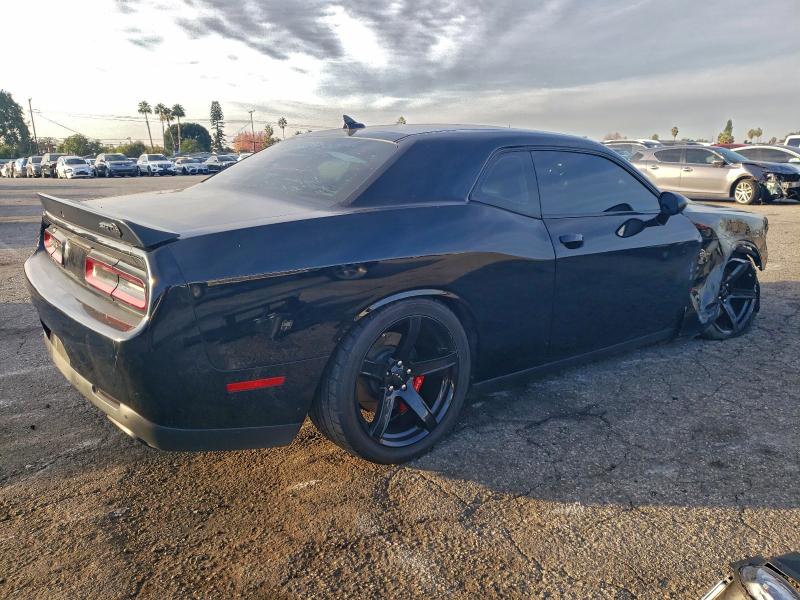 Photo 3 from auction – 2017 DODGE CHALLENGER with VIN 2C3CDZC99HH658122