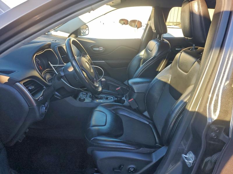 Photo 7 from auction – 2019 JEEP CHEROKEE L with VIN 1C4PJMLB4KD394274