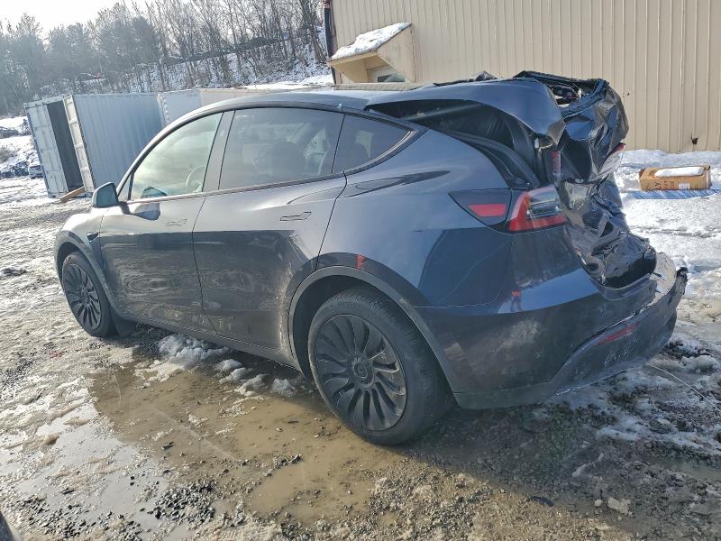 Photo 2 from auction – 2024 TESLA MODEL Y with VIN 7SAYGDEEXRA222053