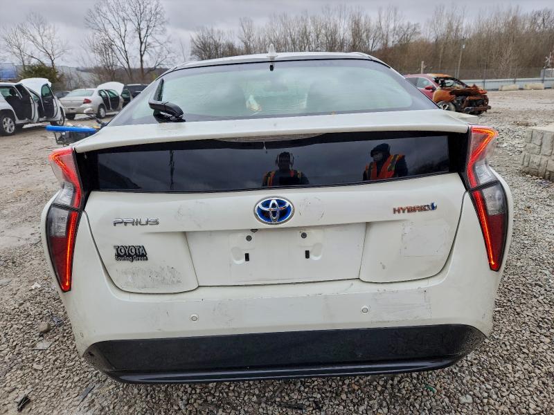 Photo 6 from auction – 2017 TOYOTA PRIUS with VIN JTDKARFU0H3050993