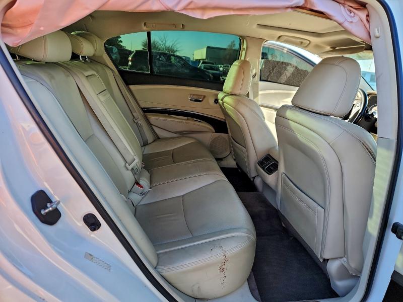 Photo 10 from auction – 2014 ACURA RLX TECH with VIN JH4KC1F55EC004297