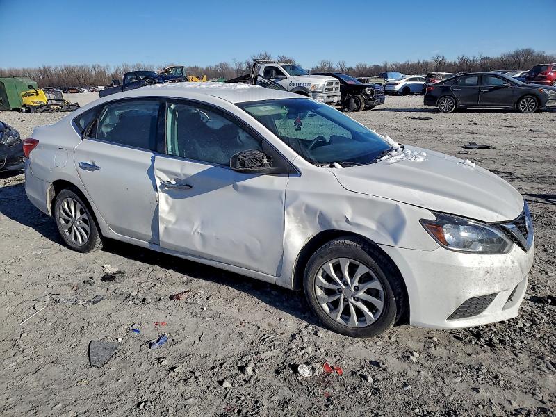Photo 4 from auction – 2019 NISSAN SENTRA with VIN 3N1AB7AP5KY456722