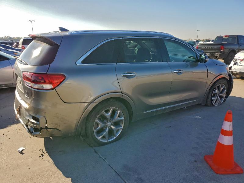 Photo 3 from auction – 2016 KIA SORENTO with VIN 5XYPK4A52GG119652