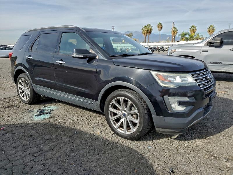 Photo 4 from auction – 2017 FORD EXPLORER L with VIN 1FM5K7F84HGA16867