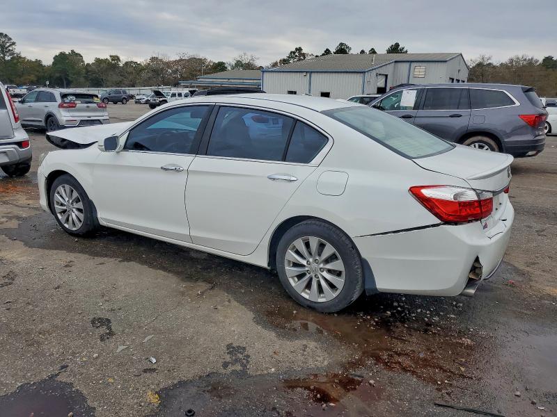 Photo 2 from auction – 2014 HONDA ACCORD EXL with VIN 1HGCR3F82EA027074