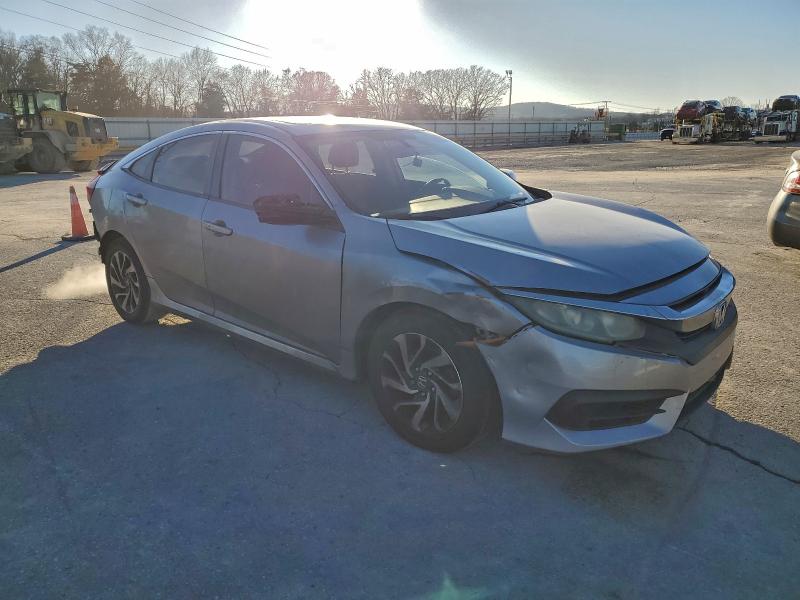 Photo 4 from auction – 2016 HONDA CIVIC EX with VIN 19XFC2F76GE052803