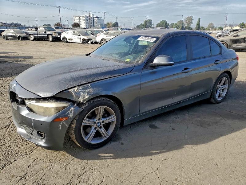 BMW 320 I 2015 with VIN WBA3B1G5XFNT04265 - Photo from auction