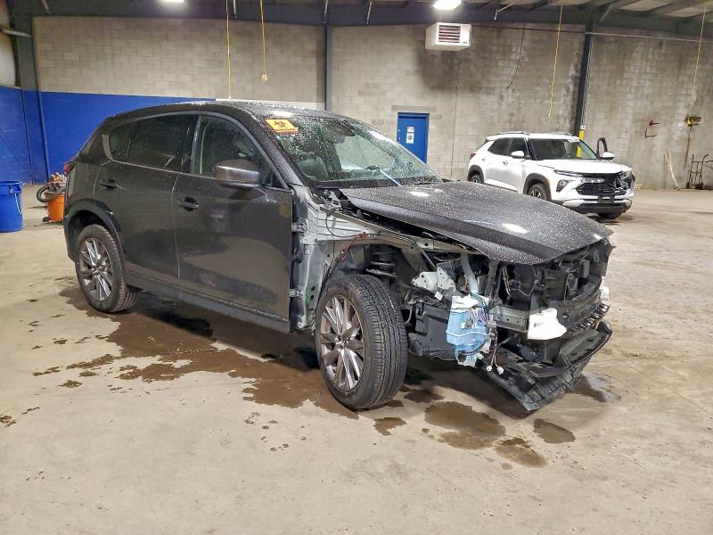 Photo 4 from auction – 2019 MAZDA CX-5 GRAND with VIN JM3KFBDM8K0658126